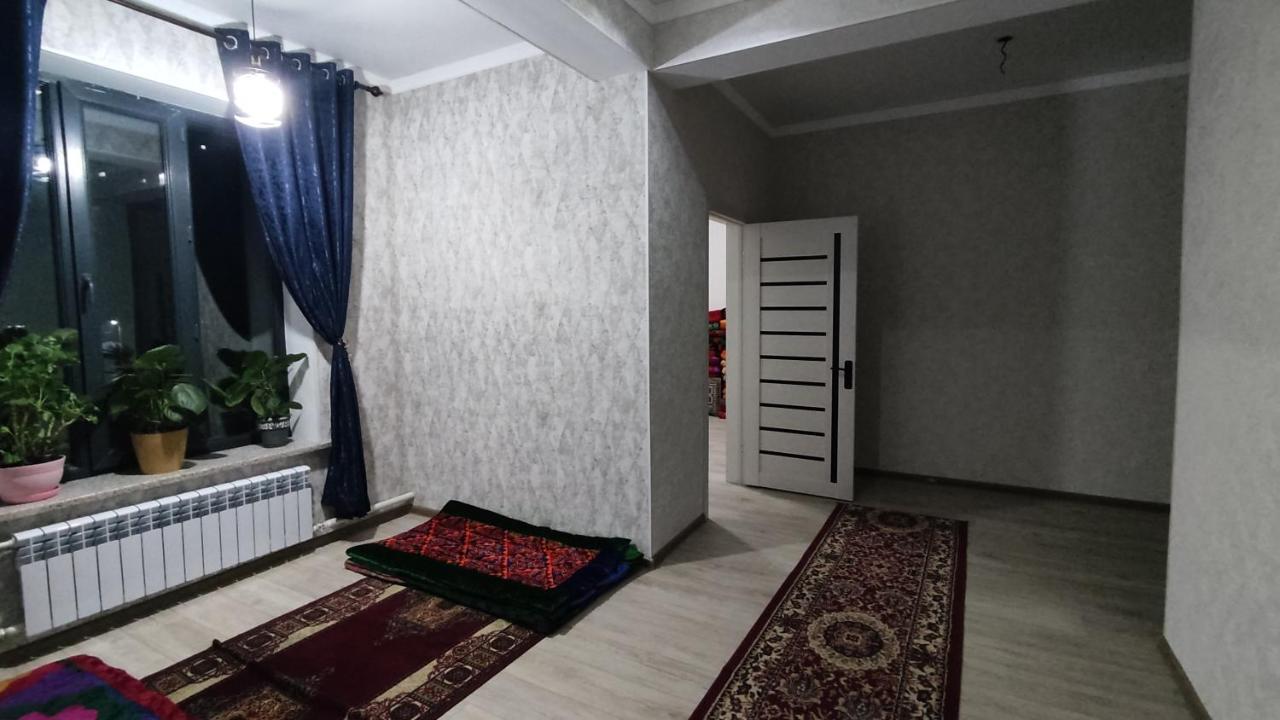 Tuenduek Guest House, Karakol Luaran gambar