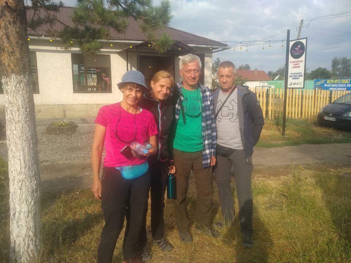 Tuenduek Guest House, Karakol Luaran gambar
